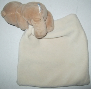 Peluche ours marron avec doudou DC302