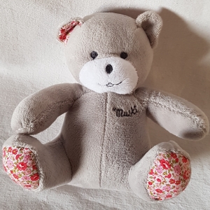 Peluche ours gris tissu liberty Mustela Musti, Marques pharmacie