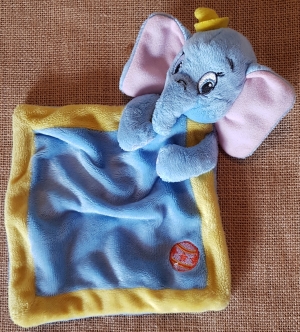 Doudou Dumbo bleu et jaune Disney Baby, Nicotoy, Simba Toys (Dickie)