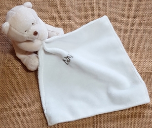 Doudou ours marron clair avec mouchoir - BN3520 Baby Nat