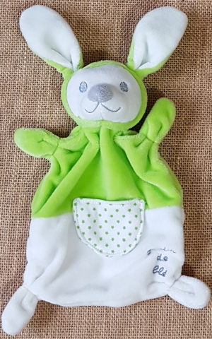 Doudou lapin vert et blanc Grain de blé, Kidiliz