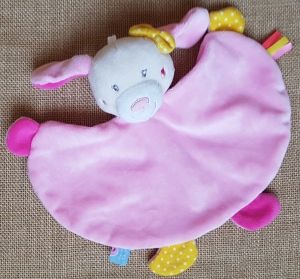 Doudou lapin rose et jaune Sucre d'Orge