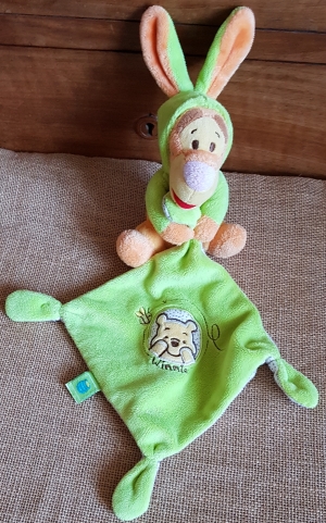 Doudou Tigrou vert capuche et mouchoir Disney Baby, Nicotoy, Simba Toys (Dickie)