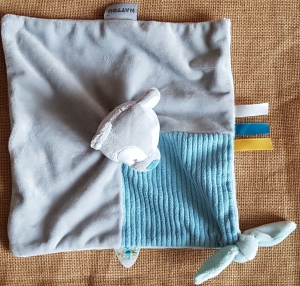Doudou Tiloo loup gris bleu Nattou