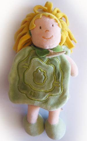 Poupée salade verte blonde Doudou et compagnie