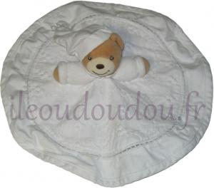 Doudou ours blanc plat rond dragées Kaloo
