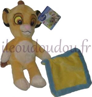 Peluche Simba le Roi Lion tenant un doudou mouchoir Disney Baby, Nicotoy, Simba Toys (Dickie)