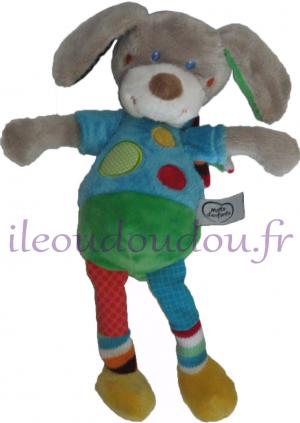 Doudou peluche chien gris, vert et bleu, écharpe rayée et pois multicolores Mots d'enfant - Leclerc