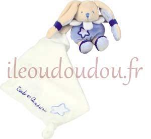 Peluche lapin bleu et crème tenant un mouchoir Chouette ça brille - DC2529 Doudou et compagnie