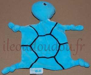 Doudou plat tortue bleue et blanche ADCderm Marques pharmacie