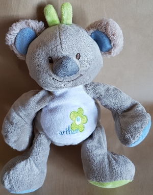 Peluche koala Arthur gris bleu vert Arthur et Lola - Bébisol