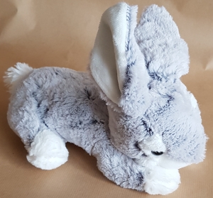 Peluche lapin gris et blanc couché Nicotoy, Simba Toys (Dickie)