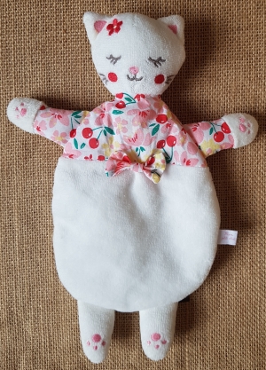 Doudou chat fleuri rose et blanc Sergent Major