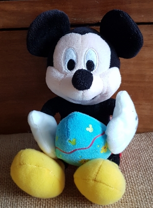Peluche Mickey tenant un oeuf de Pâques bleu Disney Baby, Gipsy