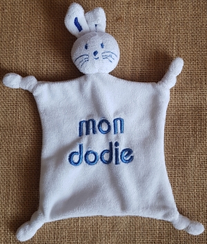 Doudou lapin blanc et bleu Mon Dodie Dodie, Marques pharmacie