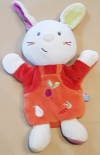 Doudou lapin marionnette rouge orange et blanc Sucre d'Orge